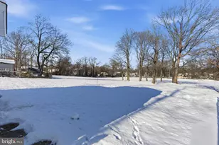 2623 E Ave, Levittown, PA 19056 - Photo 3