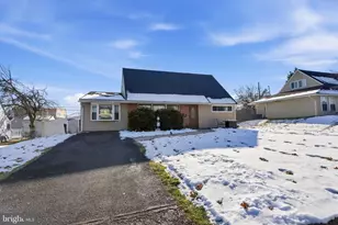 44 Cactus Rd, Levittown, PA 19057 - Photo 21