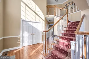 4 Dorchester Ln, Newtown, PA 18940 - Photo 3