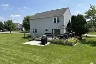 136 Woodview Dr, Quakertown, PA 18951 - Photo 3