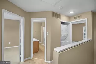 21 Van Horn Pl, Holland, PA 18966 - Photo 17