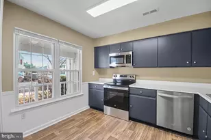 21 Van Horn Pl, Holland, PA 18966 - Photo 7