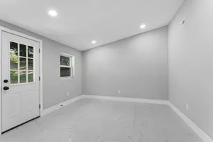 803 Fay Dr, Feasterville-Trevose, PA 19053 - Photo 15