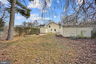 1642 Bristol Pike, Morrisville, PA 19067 - Photo 15