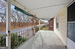 1642 Bristol Pike, Morrisville, PA 19067 - Photo 29