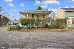 1642 Bristol Pike, Morrisville, PA 19067 - Photo 1