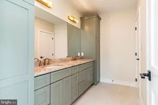 102 Railroad Ave, Chalfont, PA 18914 - Photo 35
