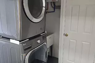 35 Beechtree Rd, Levittown, PA 19057 - Photo 15