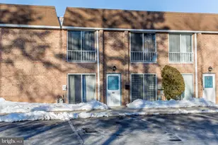 413 Brandywine Ct, Warminster, PA 18974 - Photo 3