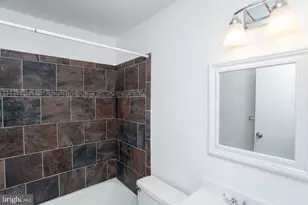 413 Brandywine Ct, Warminster, PA 18974 - Photo 17