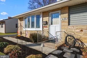 673 Trenton Rd, Fairless Hills, PA 19030 - Photo 3