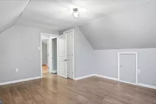 25 Autumn Ln, Levittown, PA 19055 - Photo 19