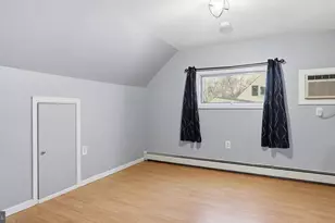 25 Autumn Ln, Levittown, PA 19055 - Photo 17