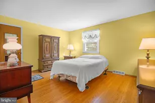 16 Wilbur Rd, Yardley, PA 19067 - Photo 13