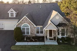 350 Shady Brook Dr, Langhorne, PA 19047 - Photo 3