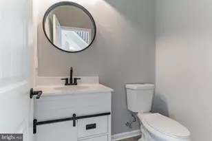 320 Elmwood Ave, Langhorne, PA 19047 - Photo 27