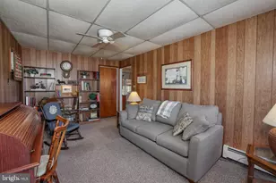 110 Kenwood Dr N, Levittown, PA 19055 - Photo 15