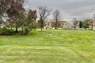 25 Sequoia Dr, Newtown, PA 18940 - Photo 19