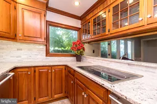 313 Trenton Rd, Fairless Hills, PA 19030 - Photo 27