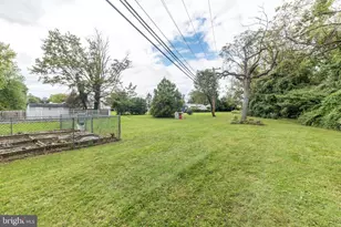 313 Trenton Rd, Fairless Hills, PA 19030 - Photo 9