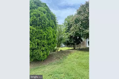 313 Trenton Road, Fairless Hills, PA 19030 - Photo 5