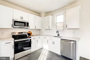 7301 N Radcliffe St, Bristol, PA 19007 - Photo 13