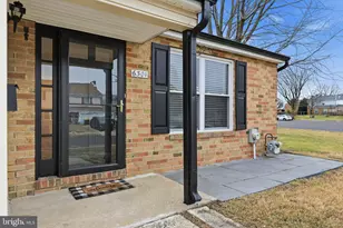 6301 Powder Horn Ct, Bensalem, PA 19020 - Photo 3