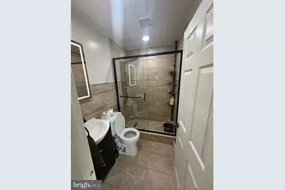 18 Victoria Lane, Levittown, PA 19054 - Photo 7