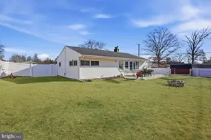 5 Thimbleberry Ln, Levittown, PA 19054 - Photo 19