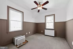 261 Monroe St, Bristol, PA 19007 - Photo 17