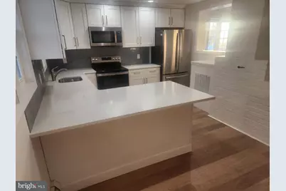 47 Strawberry Lane, Levittown, PA 19055 - Photo 19