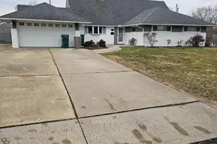 65 Silverspruce Rd, Levittown, PA 19056 - Photo 1