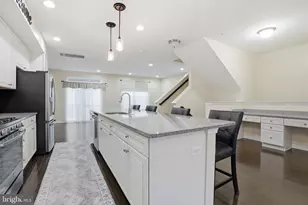 28130 Hickory Ln, Langhorne, PA 19047 - Photo 9