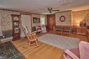 301 Main St, Hulmeville, PA 19047 - Photo 9