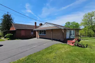 1020 Spur Rd, Hilltown, PA 18964 - Photo 3