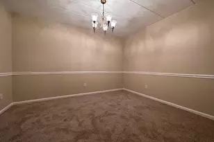 7 Sunbury Ct, Holland, PA 18966 - Photo 3