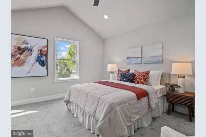 2820 Avenue E, Levittown, PA 19056 - Photo 7