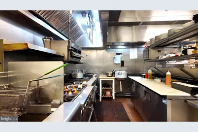 8630 New Falls Road, Levittown, PA 19054 - Photo 35