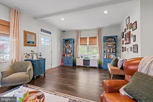 108 W Maple Ave, Morrisville, PA 19067 - Photo 5