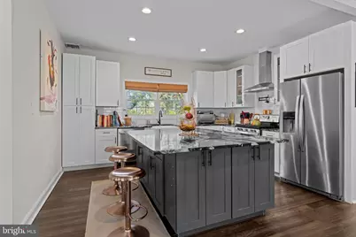 108 W Maple Avenue, Morrisville, PA 19067 - Photo 9