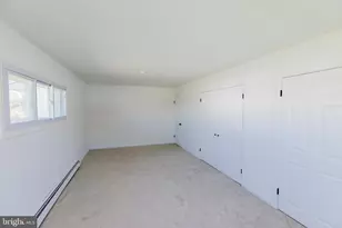 21 Velvet Ln, Levittown, PA 19054 - Photo 27
