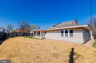 21 Velvet Ln, Levittown, PA 19054 - Photo 39