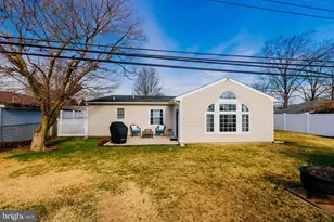72 Thornridge Dr, Levittown, PA 19054 - Photo 41