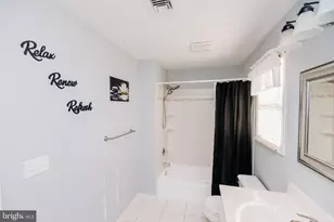 72 Thornridge Dr, Levittown, PA 19054 - Photo 31