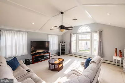 72 Thornridge Drive, Levittown, PA 19054 - Photo 13