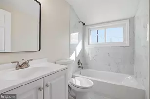 152 Junewood Dr, Levittown, PA 19055 - Photo 23