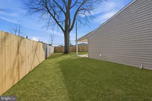 152 Junewood Dr, Levittown, PA 19055 - Photo 25