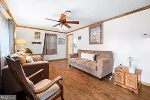 2836 Windsor Dr, Bensalem, PA 19020 - Photo 3