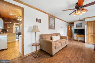 2836 Windsor Dr, Bensalem, PA 19020 - Photo 5