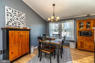 858 Avenue E, Langhorne, PA 19047 - Photo 11